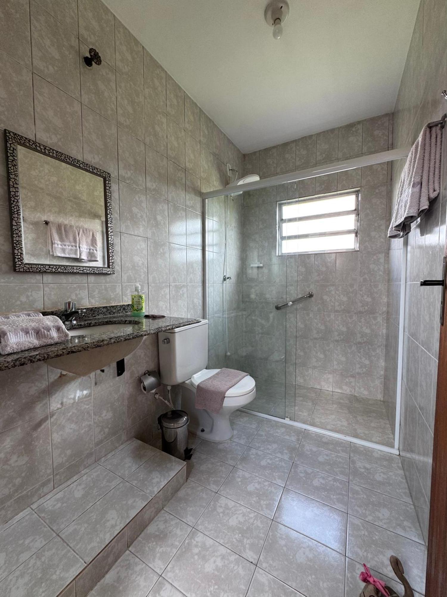 Pousada Familiar Vilage Bed & Breakfast Homestay Volta Redonda Exterior photo